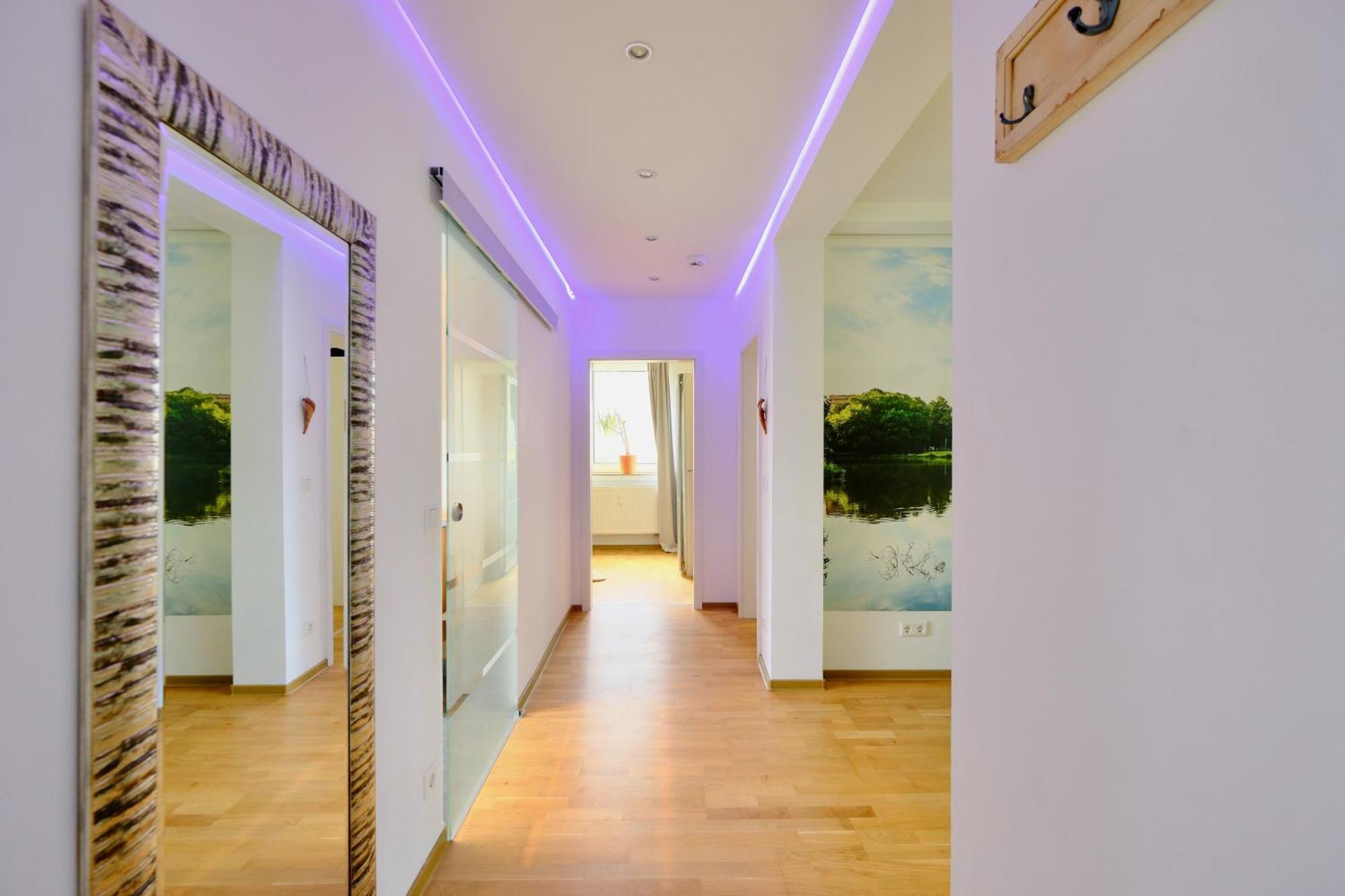 Happybnb - Stilvolles, Naturgelegenes Apartment Mit Blick Auf Den Mittellandkanal Und Die Wasserstadt Hannover - Kamin, Parken Und Spielplatz Ngoại thất bức ảnh